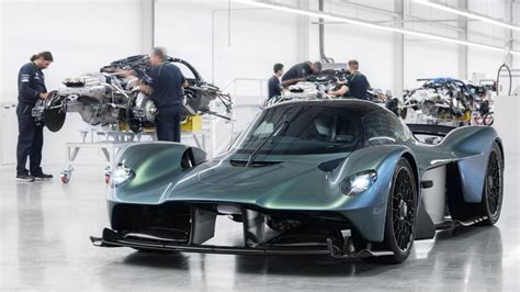 Aston Martin Valkyrie begins production in dashing green dress - Autoblog