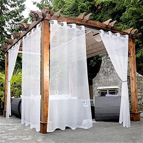 7 Ideas For The Best Curtains To Dress Up Your Pergola.