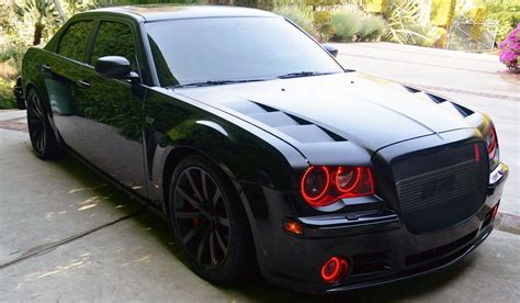 5 Things We Love About The Chrysler 300 SRT8 (5 Reasons Why We'd Rather Buy The Dodge Charger SRT8)