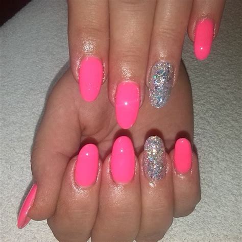 Neon Pink Nail Glitter Pictures, Photos, and Images for Facebook, Tumblr, Pinterest, and Twitter