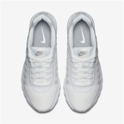 Nike Womens Air Max Invigor Running Shoes - White - Tennisnuts.com