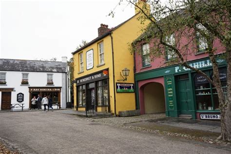 Bunratty Castle and Folk Park, Ireland - Historic European Castles