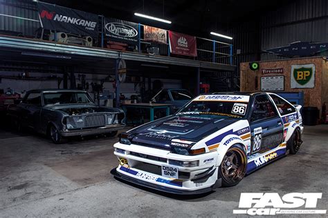 Modified Toyota Corolla AE86 | Fast Car