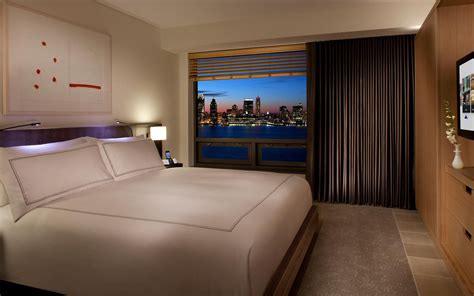 The 15 Best Hotel Room Views of New York City