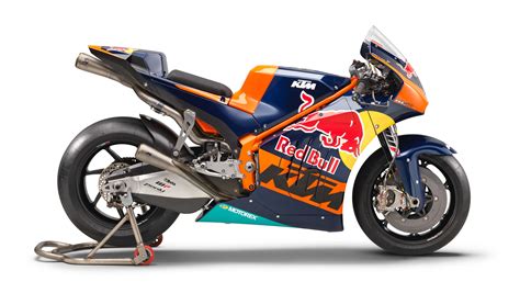 2017 KTM RC16 Officially Debuts - Asphalt & Rubber