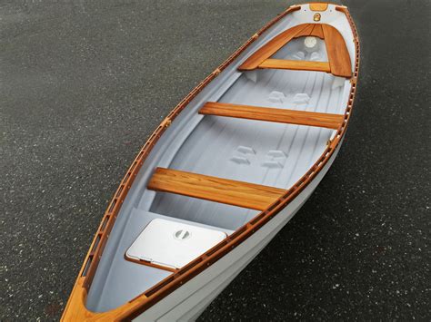 Classic Whitehall Spirit® 17 Traditional Rowboat – Whitehall Rowing & Sail