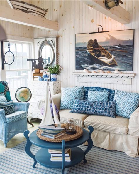 Beautiful Lake House Decor {inspiration} - The Turquoise Home