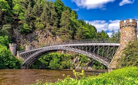 16 Main Advantages and Disadvantages of Arch Bridges - Civil Engineering