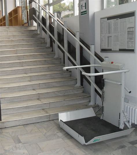 S7 SR Inclined Platform Stair Lift > Straight Staircase Wheelchair Access | Stair lift, Stairs ...