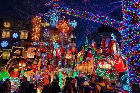 New York Dyker Heights Christmas Lights 2024 - New York City