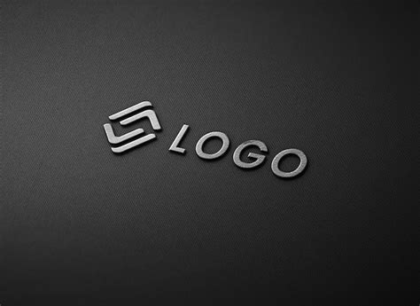 Premium PSD | Elegant embossed logo mockup design