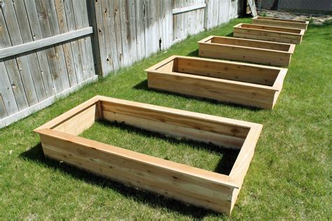 Raised Bed DIY – Thomas Lumber Company