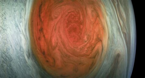 NASA releases close-up photos of Jupiter's Great Red Spot | DeviceDaily.com