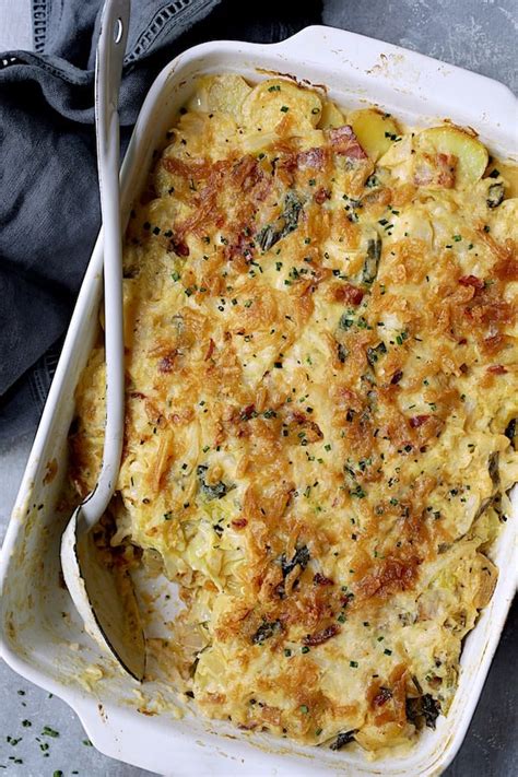 Country-Style Potato Cabbage Casserole with Cheddar and Bacon