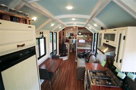 This school bus conversion may be the most impressive one yet - Curbed