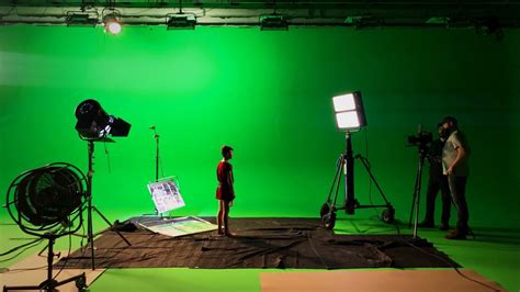 5 Tips For Lighting A Green Screen | News & Stories