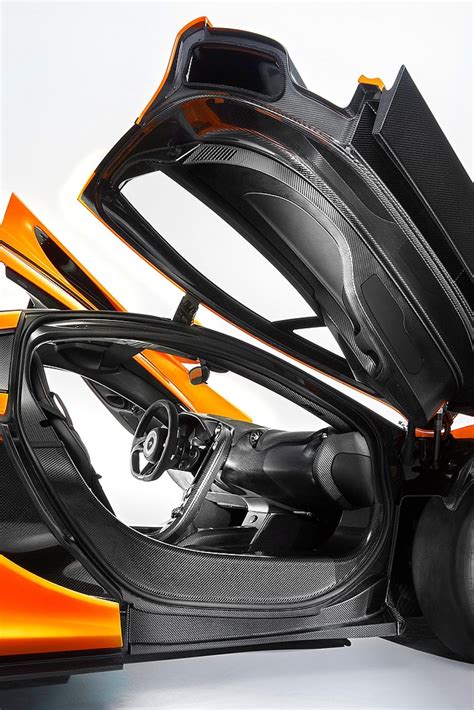 MCLAREN P1 INTERIOR REVEALED - Awesome Cars: MCLAREN P1 INTERIOR REVEALED