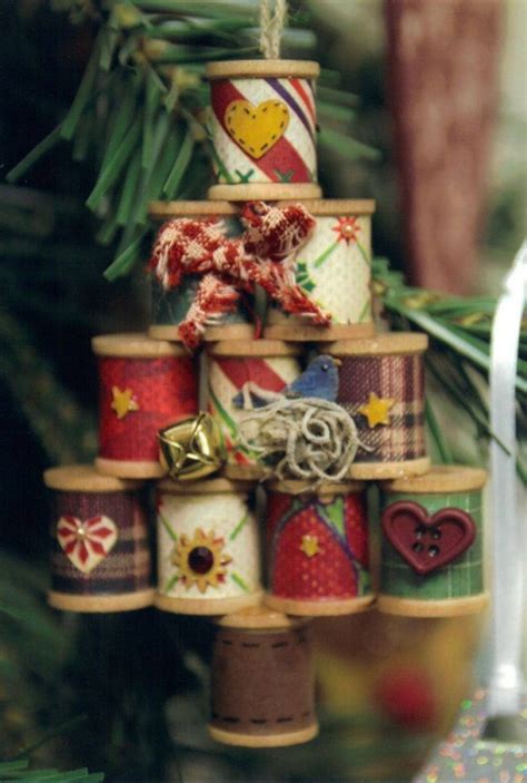 #35 DIY Christmas Ornament Ideas: Homemade Felt Wood & Paper Ornaments