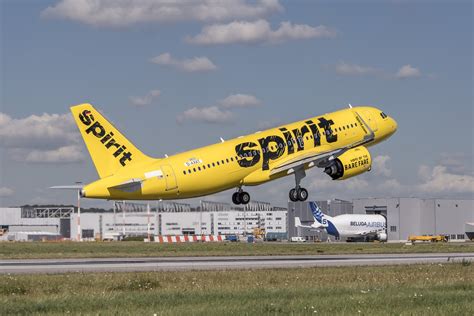 A320neo-Spirit-Airlines-takeoff - AIRLIVE