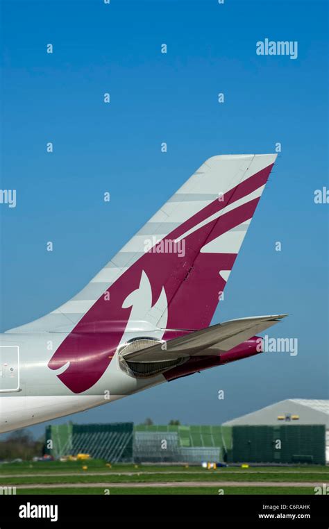 [10+] Qatar Airways Logo Wallpapers | WallpaperSafari