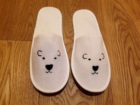 Hotel slippers, spa slippers, disposable slippers - Polar Bear Slippers - Image 3