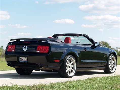 2005 Ford mustang gt convertible sale