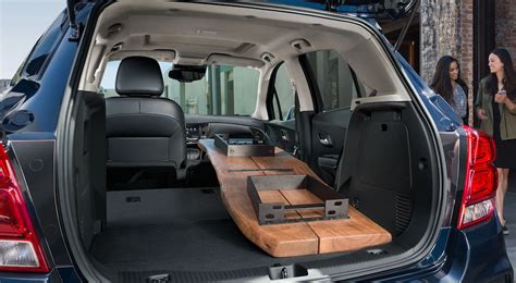 2020 Chevy Trax Interior | Cargo Space and Features | Tom Gill Chevrolet