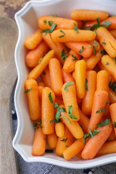 Easy Honey Glazed Carrots recipe | Lil' Luna