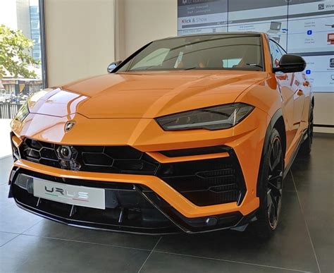 Lamborghini Urus Pearl Capsule Images [HD]: Lamborghini Urus Pearl Capsule Interior & Exterior ...