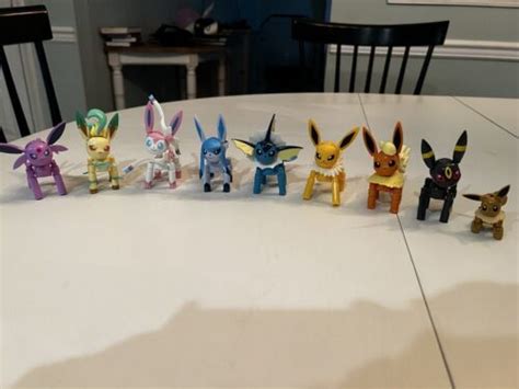 MEGA CONSTRUX POKEMON EVERY EEVEE EVOLUTION-9 FIGURES | #4575609426