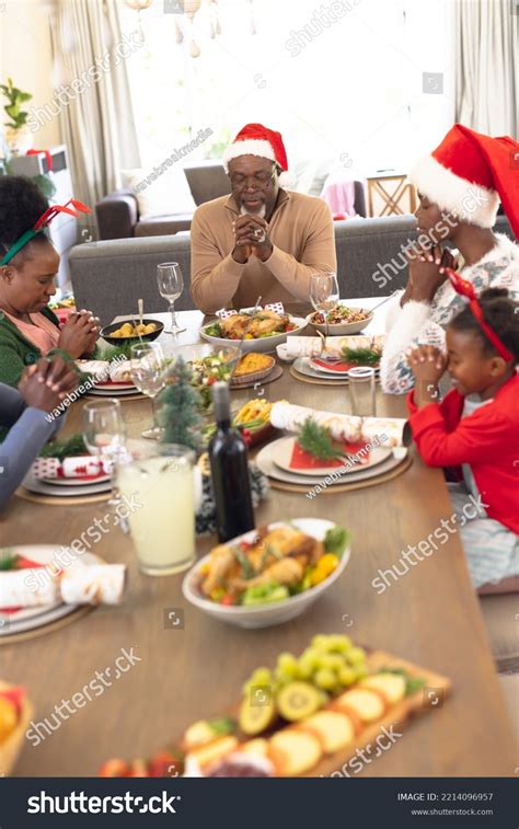 Vertical Picture African American Family Praying Stock Photo 2214096957 | Shutterstock