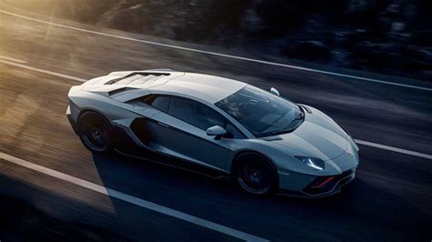 Lamborghini Aventador Ultimae Revealed As 769-Horsepower Epilogue