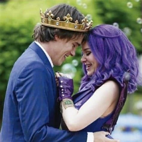 Pin by Diana DelRosso on Ben and Mal | Descendants pictures, Disney descendants cast, Disney ...