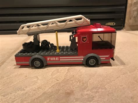 A LEGO fire truck I made part 1 : r/lego