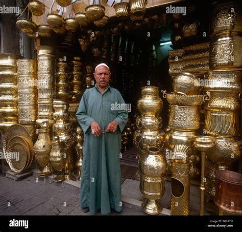 Khan el-Khalili Bazaar, Cairo, Egypt Stock Photo - Alamy