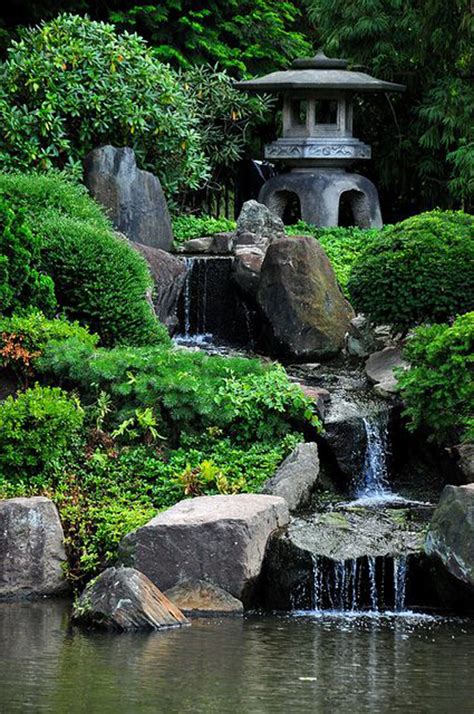 beautiful-japanese-backyard-waterfalls