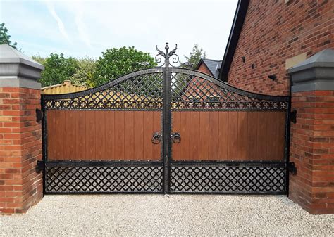 Aluminium Driveway Gates | North Valley Forge