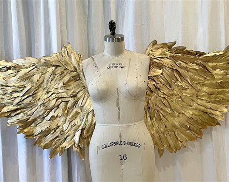 Large Angel Wings costume cosplay white angel wings Wings | Etsy | Wings costume, Halloween ...