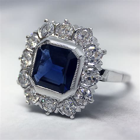 1920s Vintage Sapphire and Diamond Engagement Ring - Antique Sapphire Ring