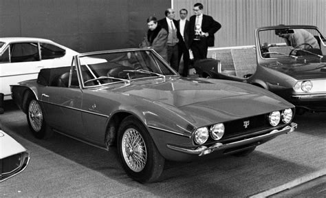 1968 Triumph TR5 Ginevra (Michelotti) - Studios