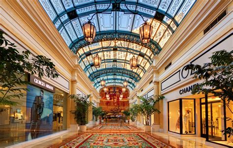 Shopping at The Bellagio Las Vegas - Things To Do In Las Vegas