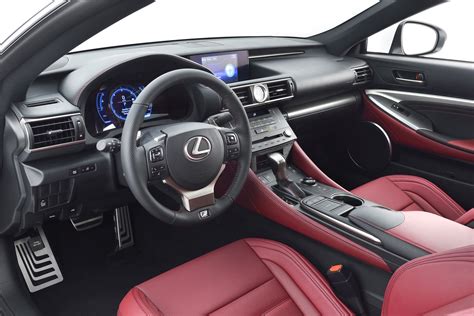 Lexus RC F SPORT Interior