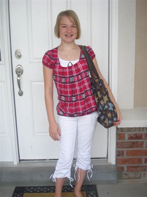 The life of a total blonde: First Day of Junior High (7th Grade)