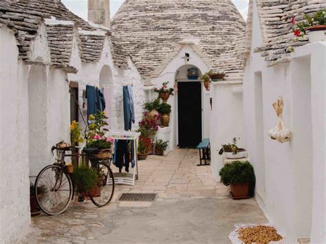 Alberobello, Puglia, Italy | Story | Hero Traveler