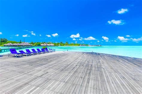 Premium Photo | Tropical beach in maldives