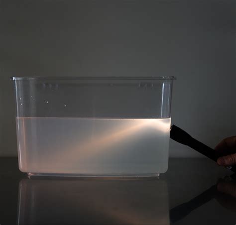 Critical Angle: Reflection, Light & Refraction Science Activity | Exploratorium Teacher ...