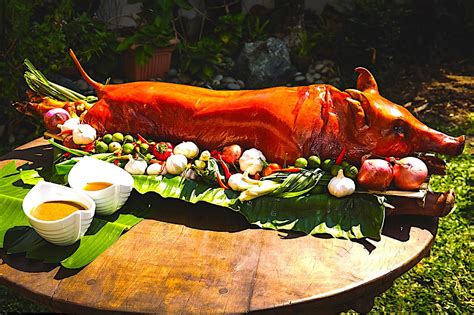 The Hirshon Filipino Roast Pig - Cebu Lechón - The Food Dictator