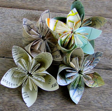 Folded Paper Flowers – with Tutorial! | PaperVine