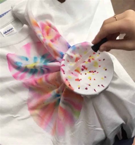 How To Make Tie-Dye Shirts With Markers - Hispana Global