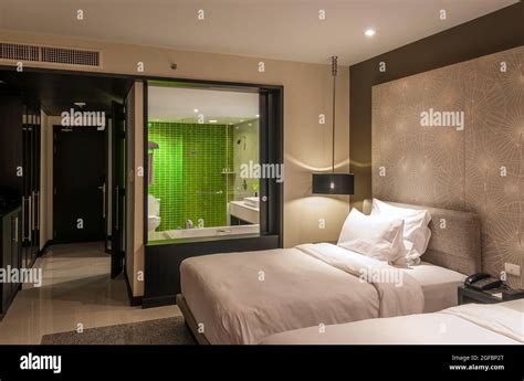 Luxury five star hotel bedroom hi-res stock photography and images - Alamy